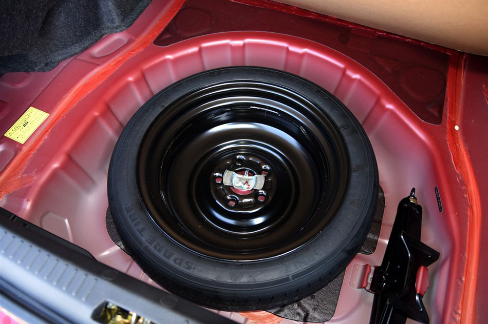 2015 1.8L CVT V ϸ