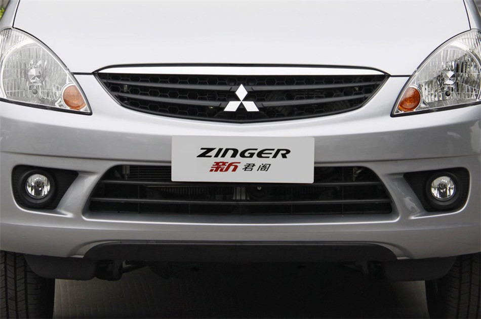2011 2.0L AT 콢 