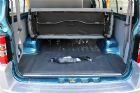 2014款 2.0L MT 新创业先锋实用型 7/9座 座椅空间