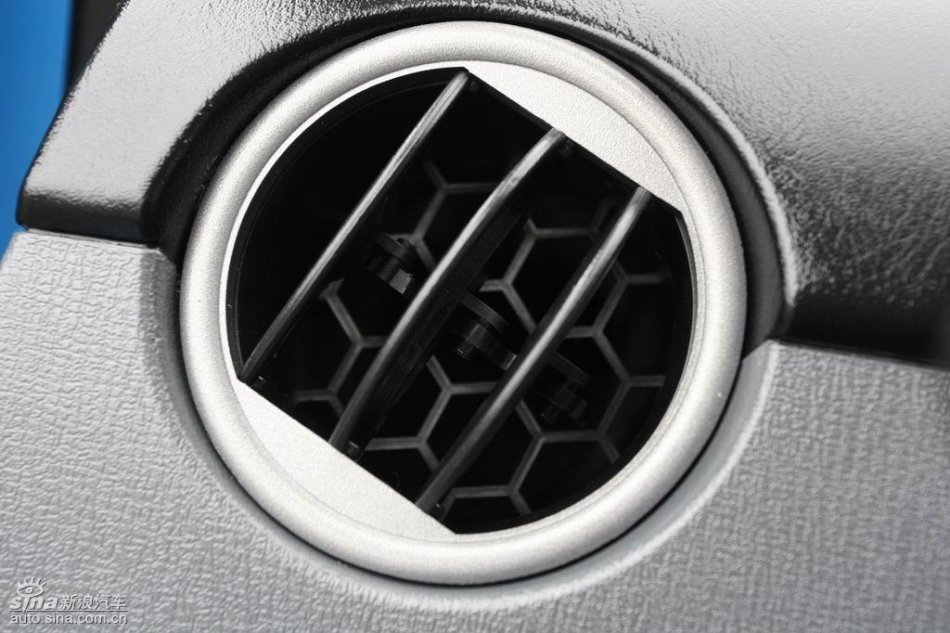 320