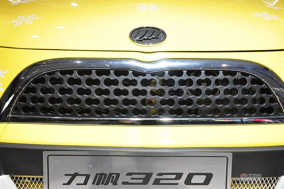 320