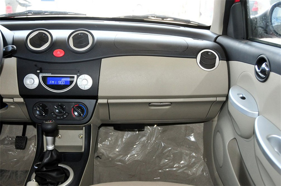 2012320ھ1.3Lֶ׼LX