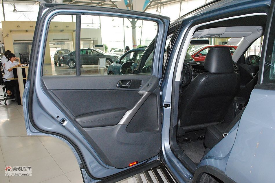 2010;1.8TSIԶ