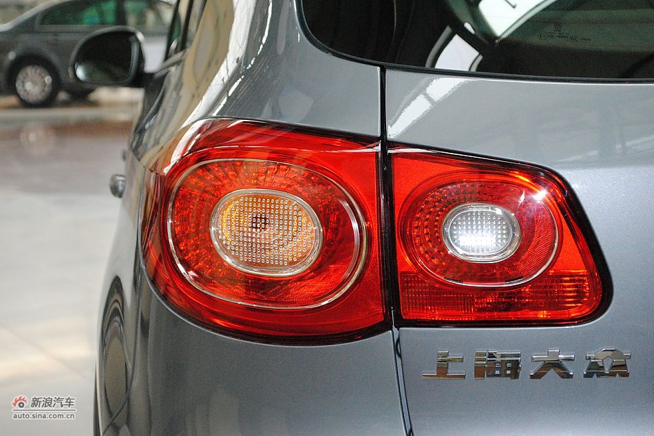 2010;1.8TSIԶ
