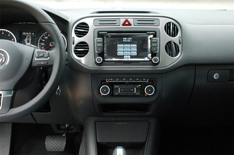 2012 ; 1.8TSI ԶݼӢ 