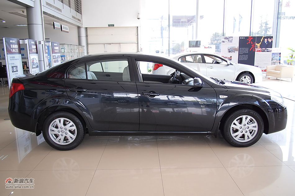 2011B50 Զ