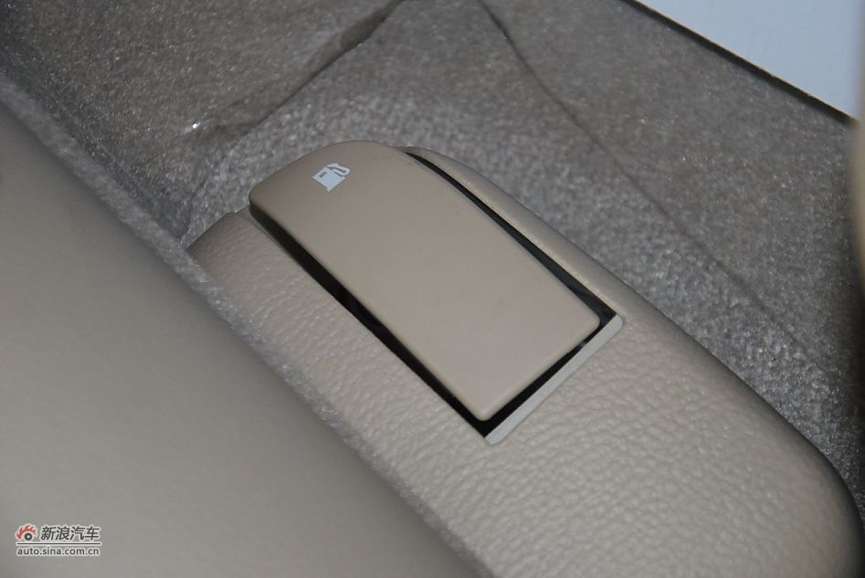 2012B50 1.6Lֶ촰