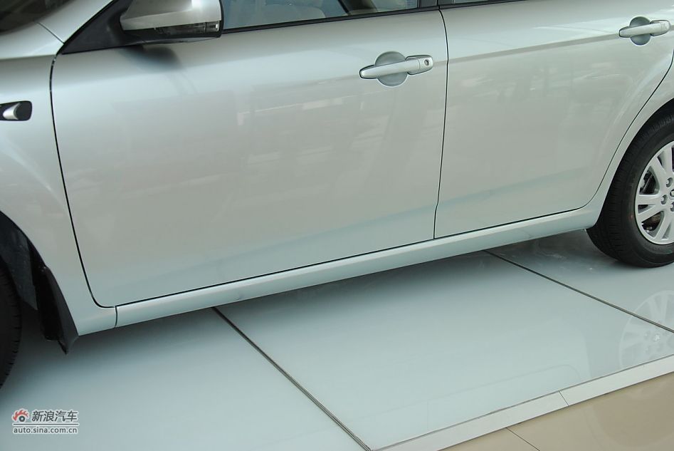 2012B50 1.6Lֶ촰