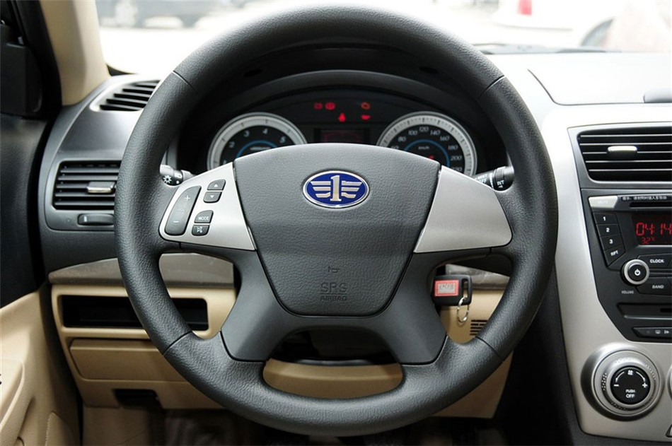 2012 1.6L MT ʱ 