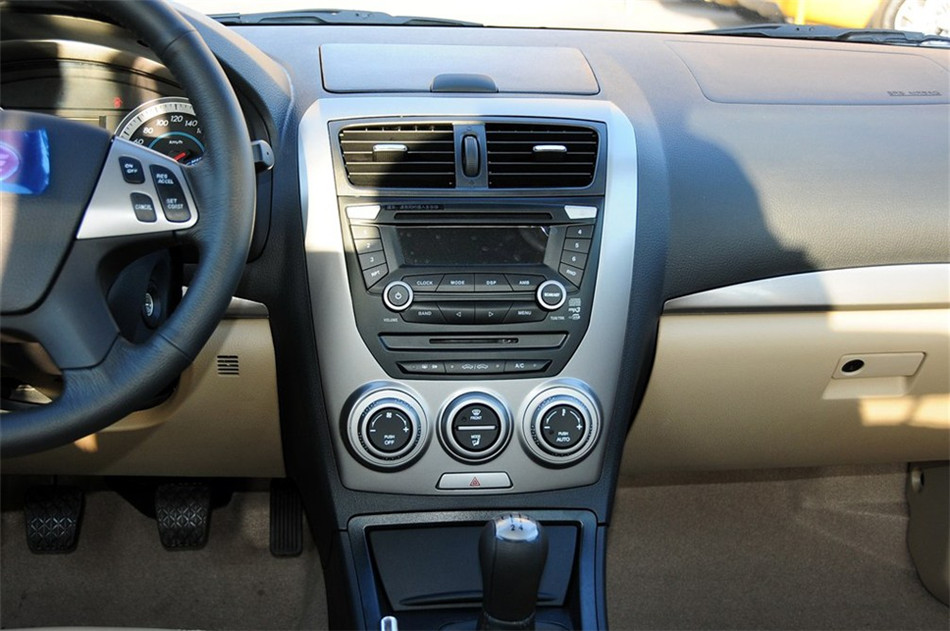 2012 1.6L MT  