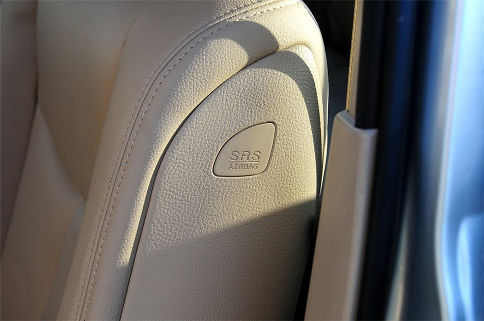 2012 1.6L MT  οռ