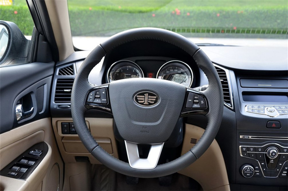 2013 1.6L MT 