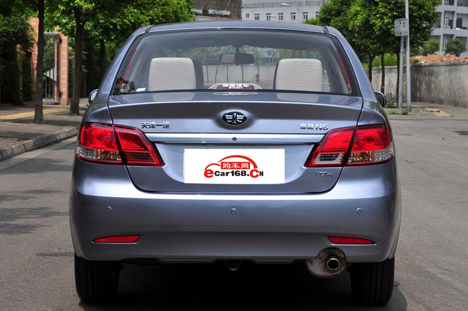 2014 1.3L ֶ 