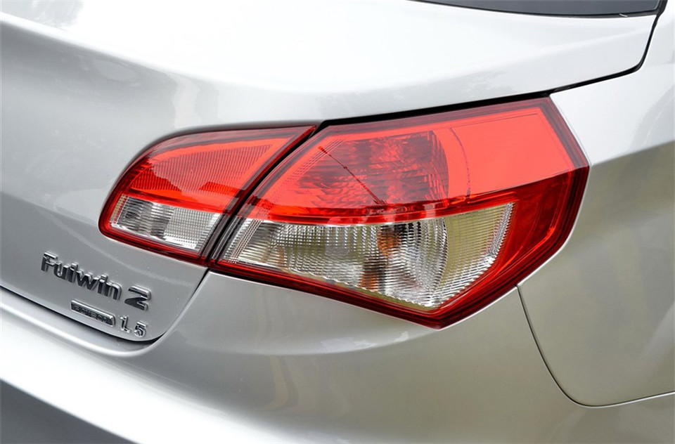 2013 Ʊ 1.5L MT 