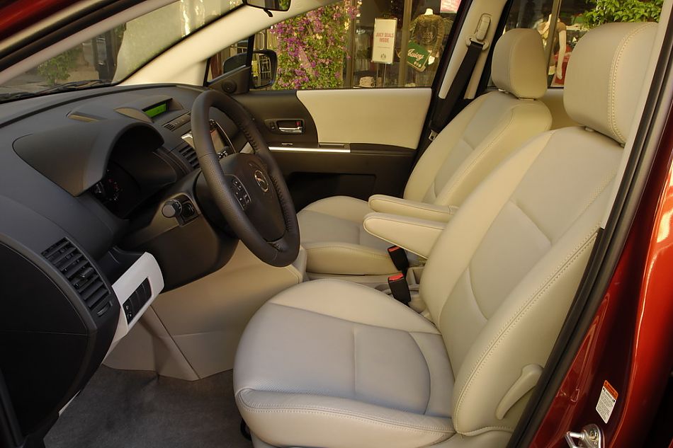 Mazda 5
