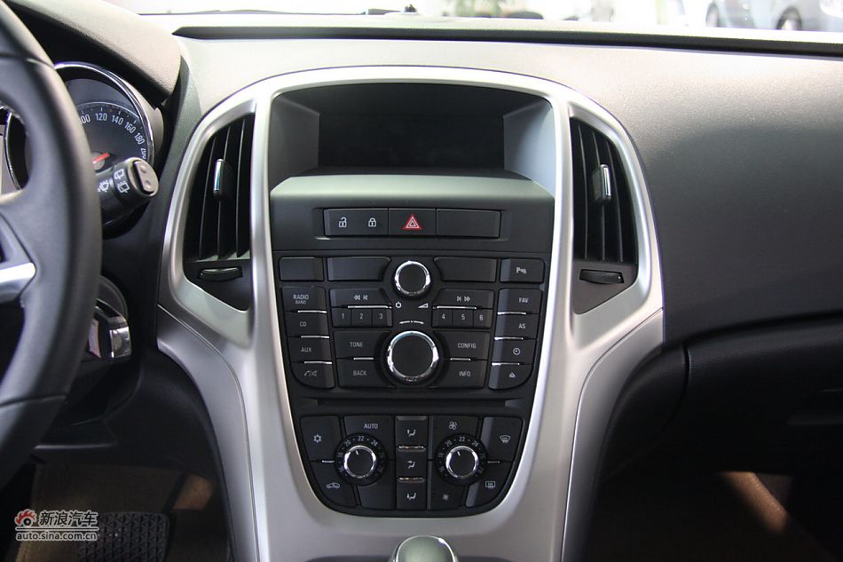 2010ӢXT1.8LԶʱа