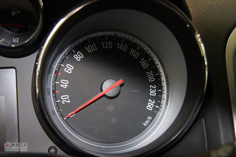 2010ӢXT1.8LԶʱа