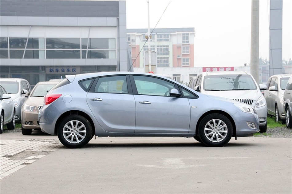 2012 1.6L MT ȡ 