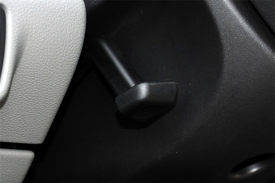 2012 1.6L MT ȡ 