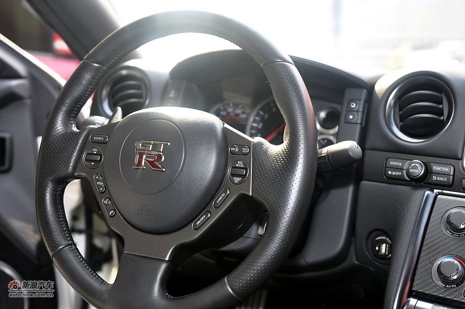 2012ղGT-R