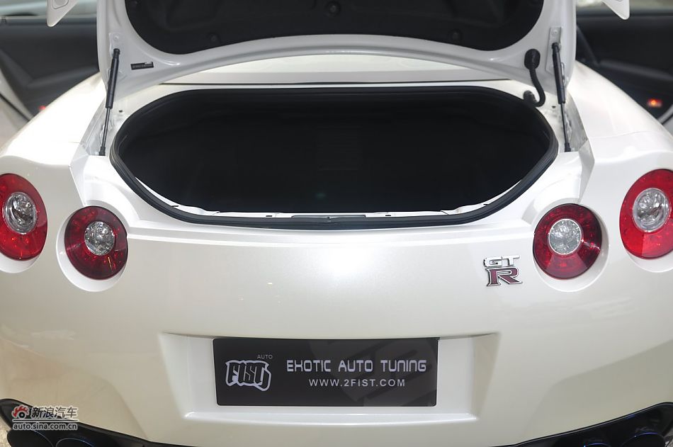 2012ղGT-Rμ