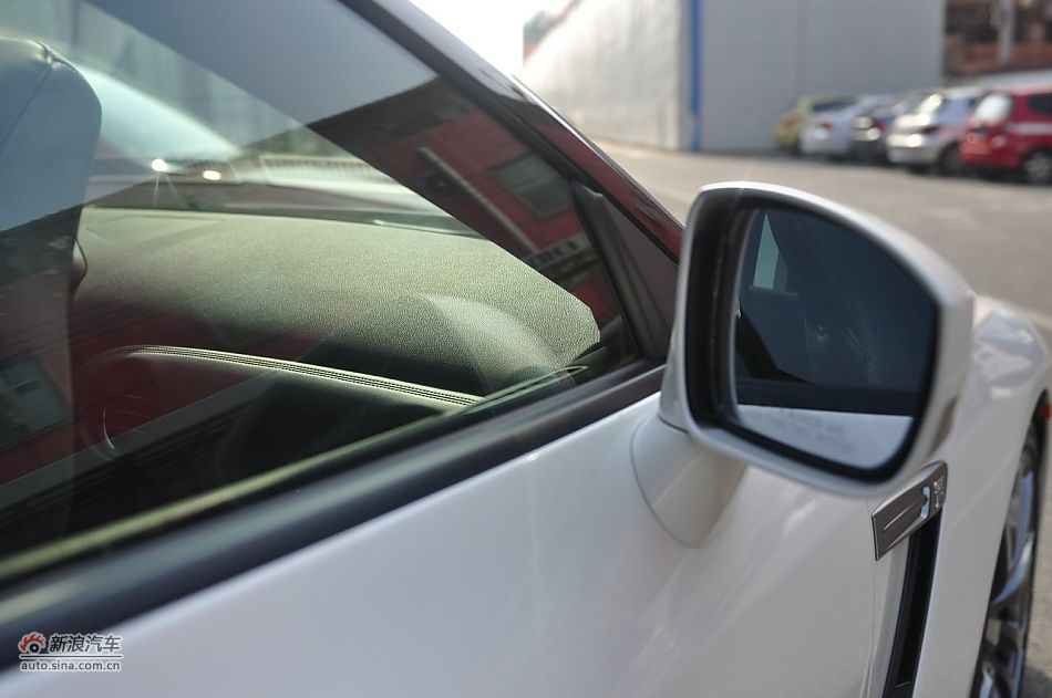 2012ղGT-Rϸ