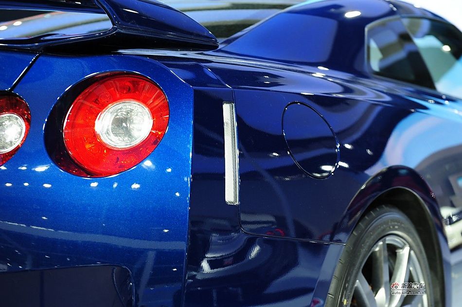 ղGT-R