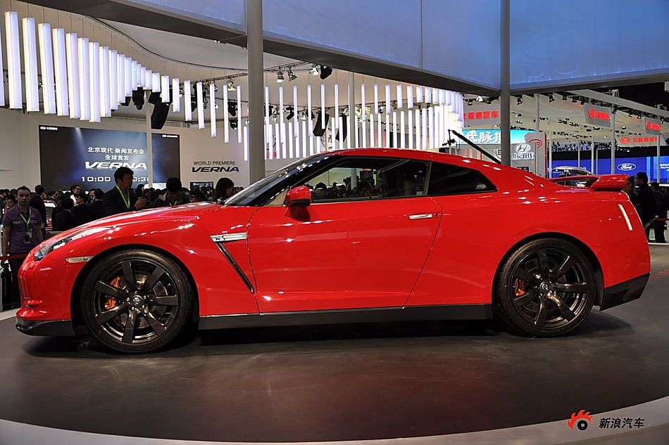 ղGT-R