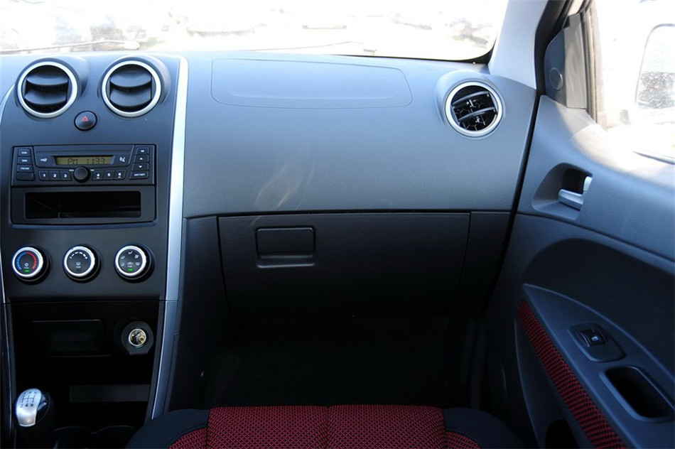  2012 1.3L MT ſ 