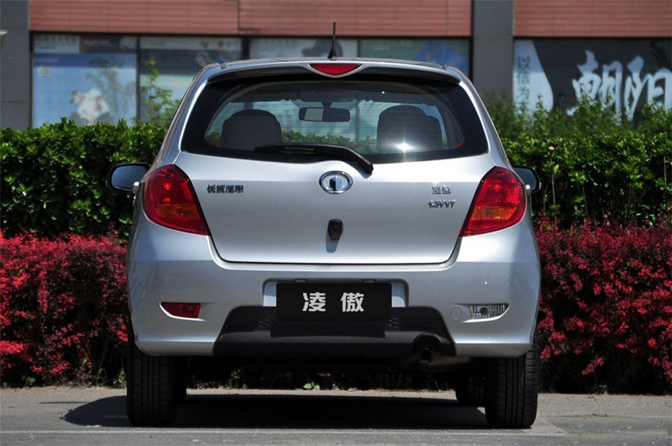  2010 1.3L MT   