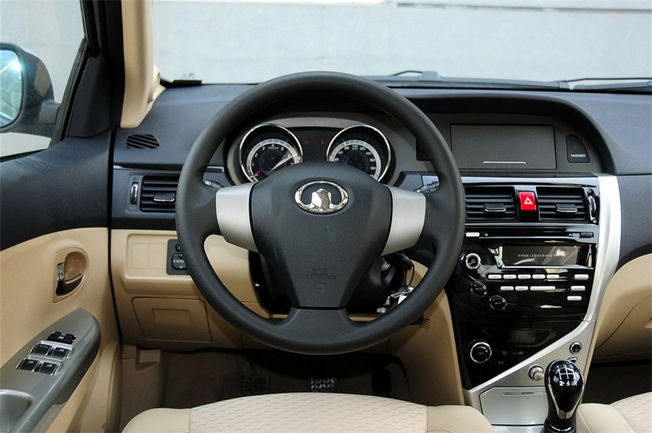 C30 2013 1.5L MT  
