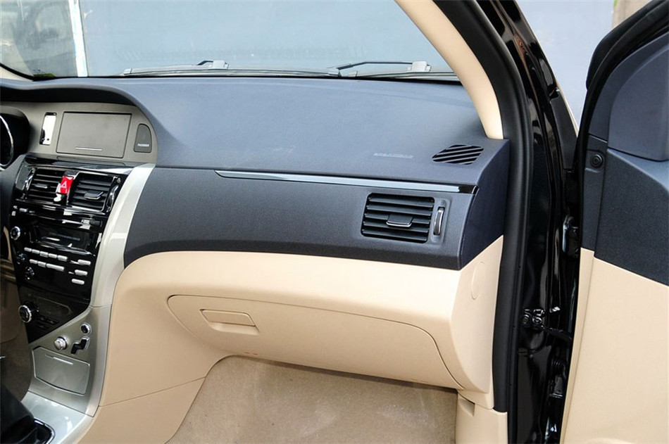 C30 2013 1.5L MT  