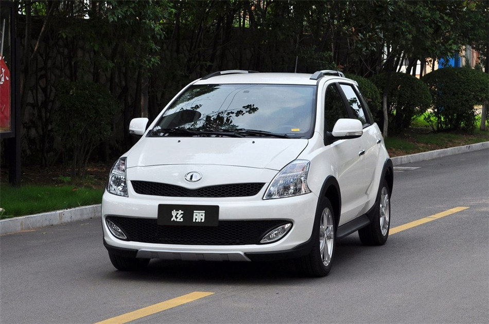 CROSS 2011 1.3L AMT 