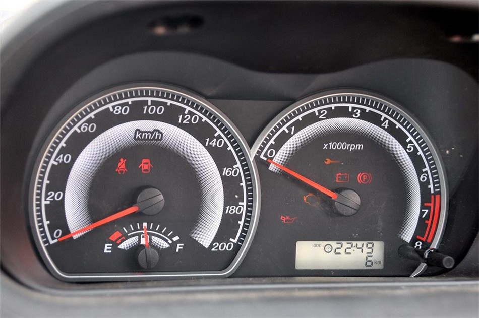 CROSS 2011 1.3L AMT 