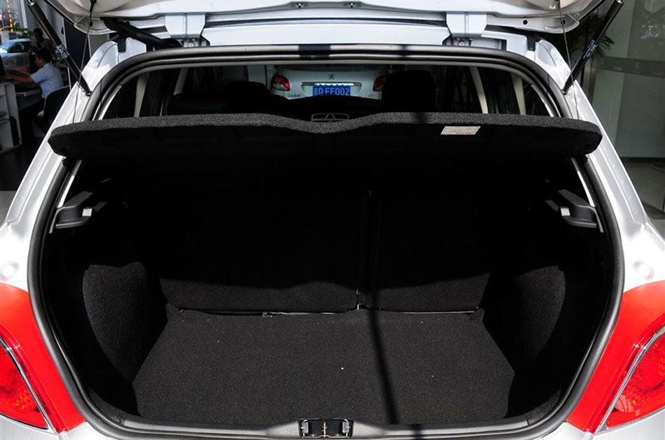 2013307 1.6LԶCROSS