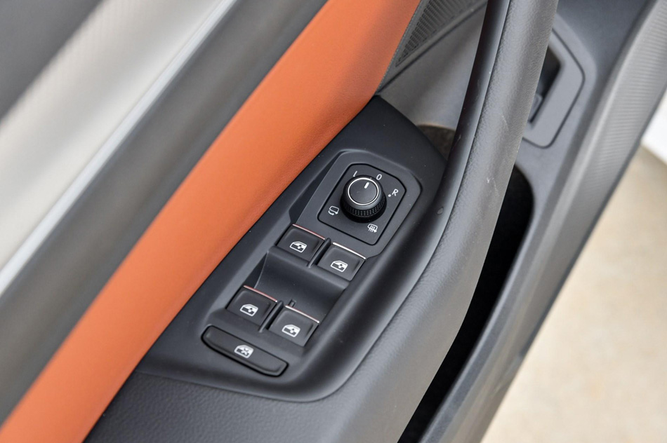 2019 380TSI հ οռ