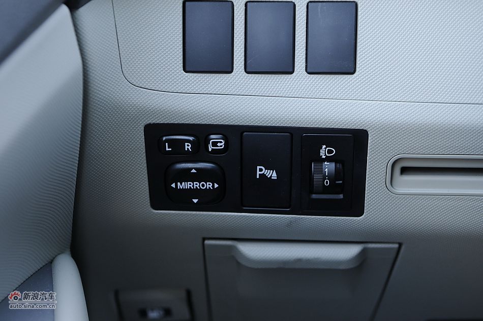 ǵM6