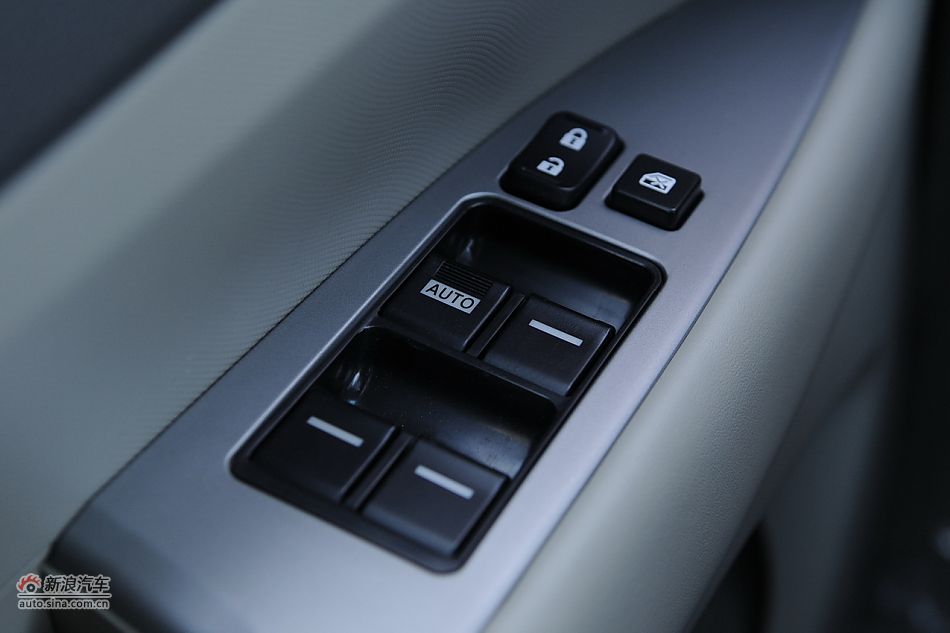 ǵM6