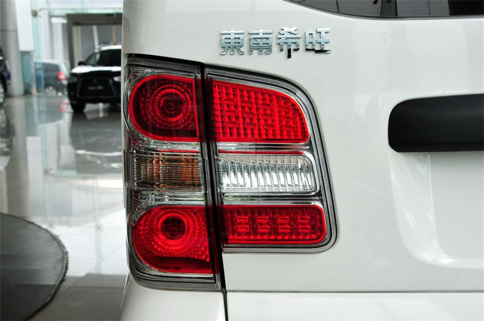 2011 1.3L MT (棩 