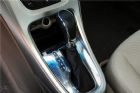 2013款 1.6L AT 时尚版 内饰