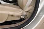 2012款 1.6L MT 舒适天窗版 座椅空间
