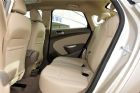 2012款 1.6L MT 舒适天窗版 座椅空间