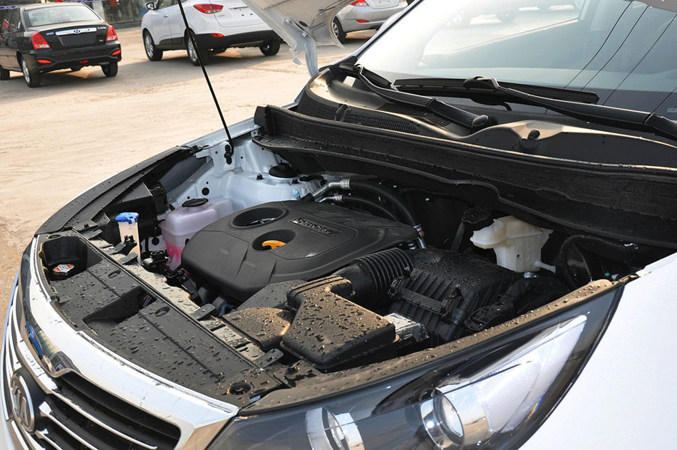  2012 2.0L  AT NAVI 