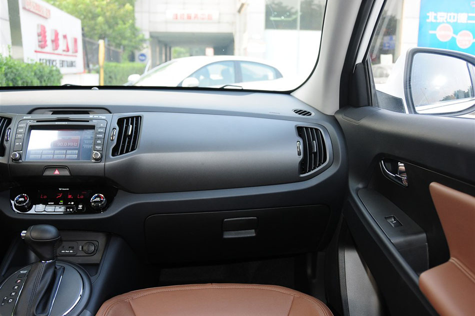  2014 2.0L AT ԶGLS 