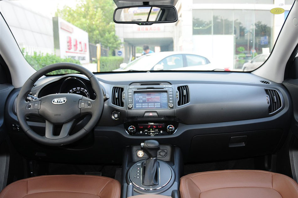  2014 2.0L AT ԶGLS 