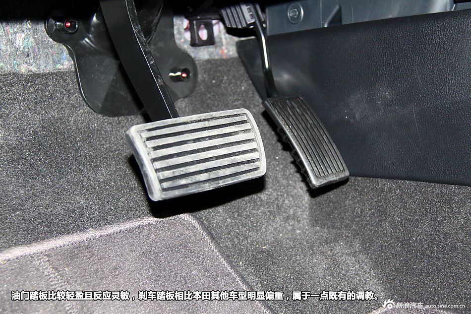 Լݸʫͼ2.4L