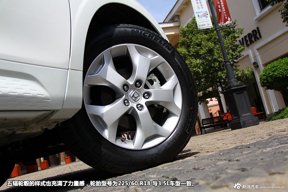 Լݸʫͼ2.4L