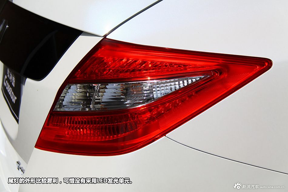 Լݸʫͼ2.4L