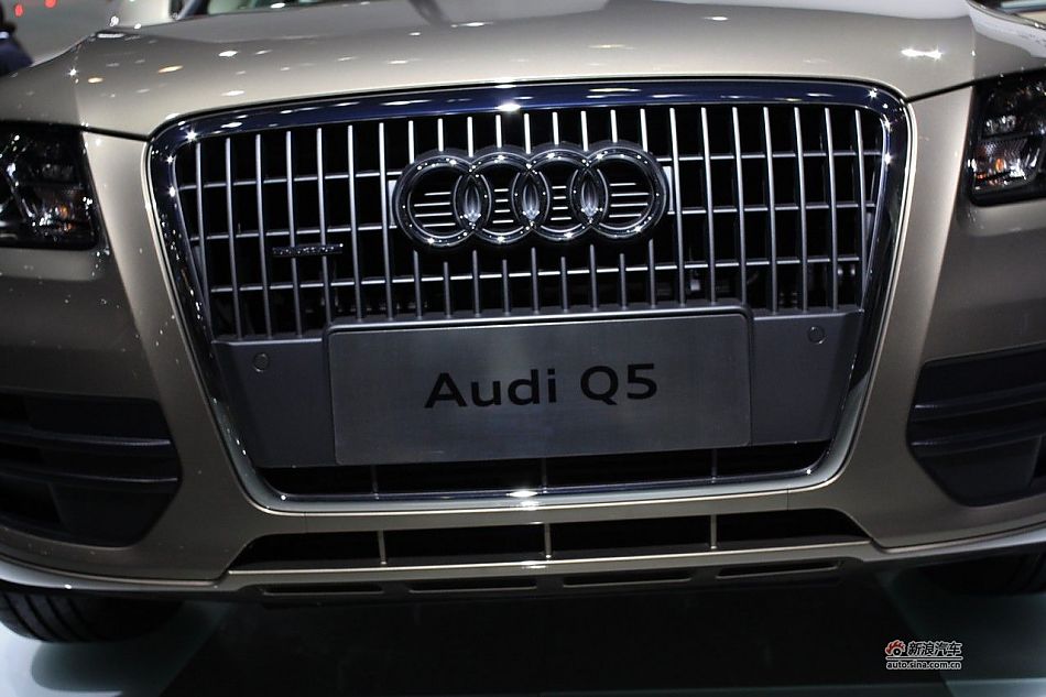 µQ5