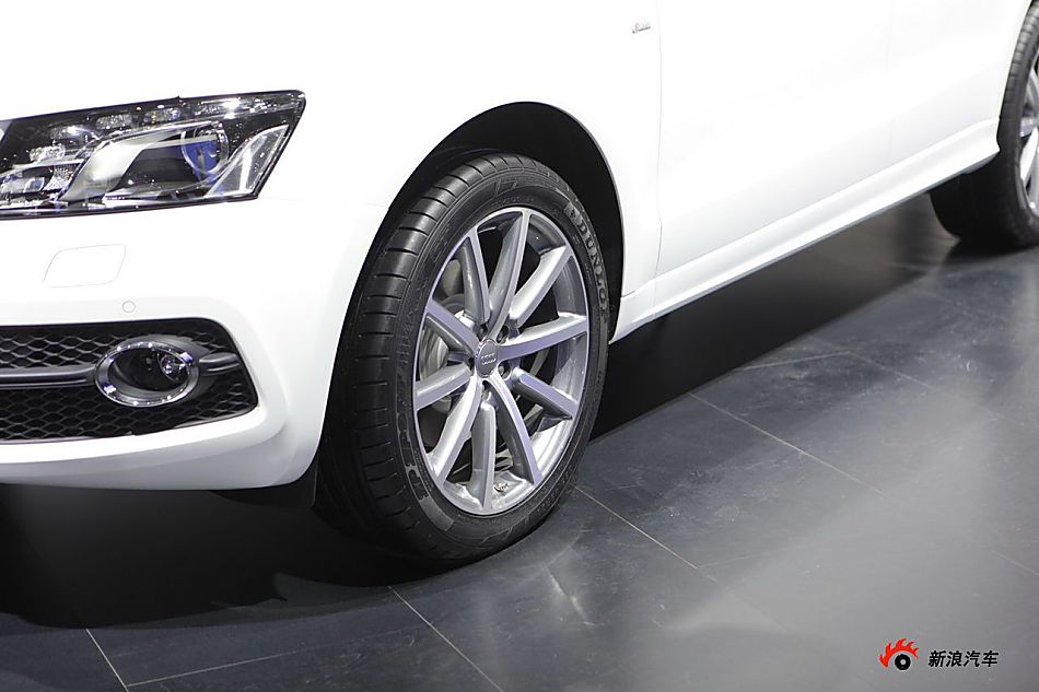 µQ5 3.2 quattro